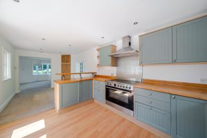 Kitchen- click for photo gallery